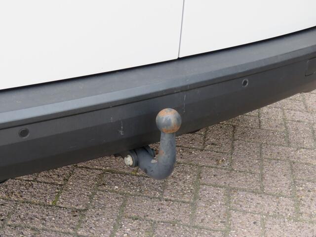 Volkswagen CADDY MAXI 2.0 TDI 122pk / Trekhaak / achterdeuren / Pdc / Betonplex