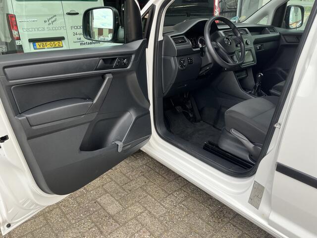 Volkswagen CADDY MAXI 2.0 TDI L2H1 Euro 6 Airco Trekhaak 1400kg trekgewicht Telefoonverbinding Achterruitrij camera Zijruit rechts Lichtmetalen velgen Bpm vrij voor particulier gebruik!!