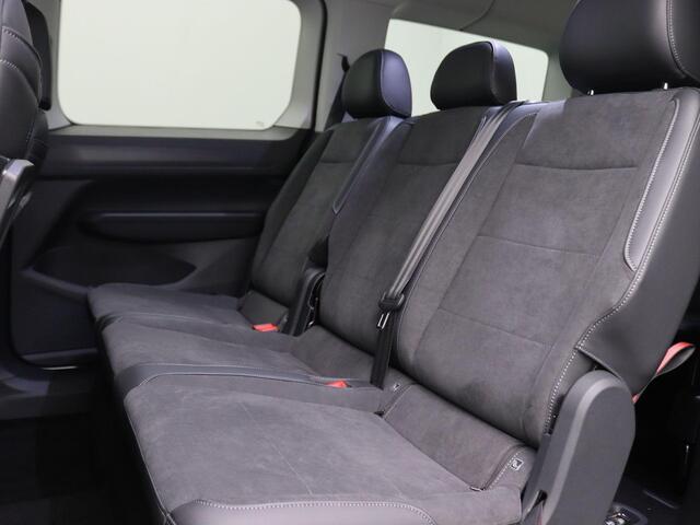 Volkswagen CADDY MAXI 1.5 TSI Hybride Style 150PK DSG SOH 100%, 7 persoons, Achteruitrijcamera, Schuifdeur links & rechts, Travel Assist, App-Connect, Side Assist, 17" LM Velgen, navi via Apple Carplay/ Android Auto, Assistentiepakket