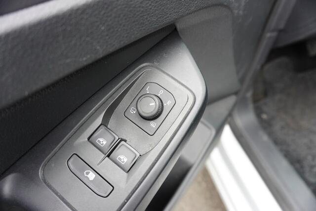 Volkswagen CADDY MAXI Cargo 122pk Automaat 1st Edition Handgas+Handrem 2x Schuifdeur Apple Carplay Camera LED Navigatie