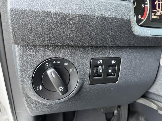 Volkswagen CADDY MAXI 2.0 TDI L2H1 102pk DSG Automaat Airco Trekhaak 1500kg trekgewicht Telefoonverbinding Achterruitrij camera Achterklep Schuifdeur Stuurwielbediening Euro 6
