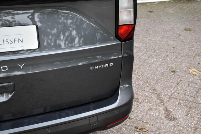 Volkswagen CADDY MAXI 1.5TSI eHybrid Life Stoelverwarming Camera 7 Perso