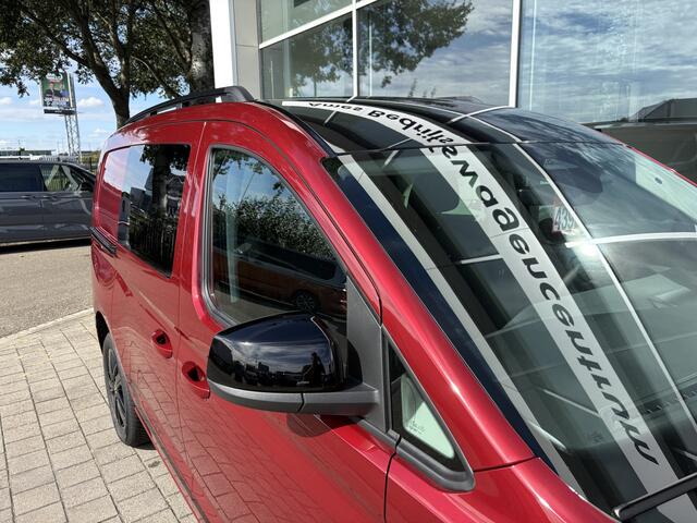 Volkswagen CADDY MAXI 1.5 TSI eHybrid Dubbel Cabine Limited Edition 150PK \ 5 Zitplaatsen \ | Trekhaak | 2x schuifdeur | Winterpakket