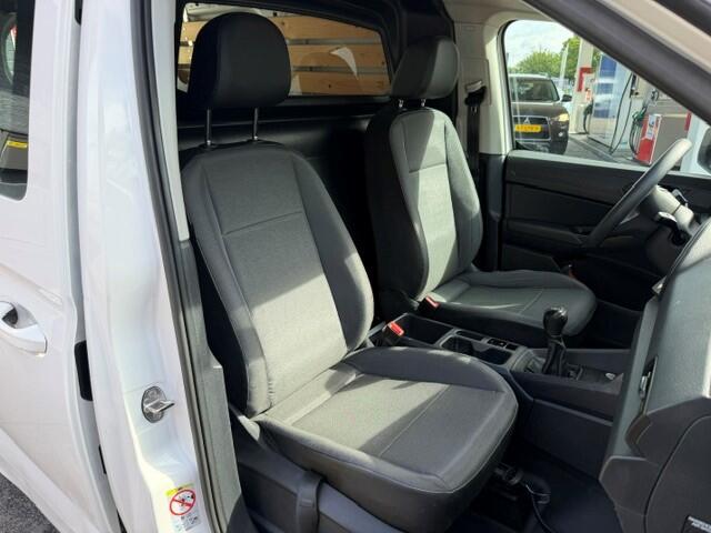 Volkswagen CADDY MAXI Cargo 1.5 TGI AIRCO I PDC I MULTIMEDIA I 1e EIGENAAR I COMLETE ONDERHOUDSHISTORIE I RIJDEN O GROEN GAS = CO2 NEUTRAAL! Zijschade kan voor 1.000,= EURO gemaakt worden