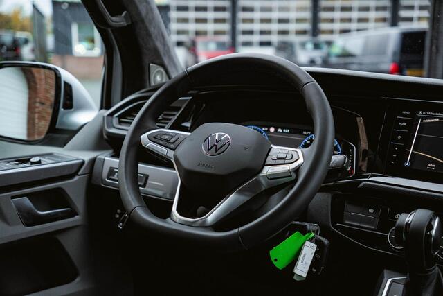 Volkswagen CARAVELLE T6.1 Caravelle 204pk Highline 4-MOTION DSG L2H1 ACC | LED | Leder | Side Assist | ELEKT.KLEP | 4X4