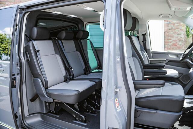 Volkswagen CARAVELLE T6.1 2.0 TDI 204 PK DSG L2H1 A-KLEP ACC | LED | Leder | Side Assist | Privacy glass |