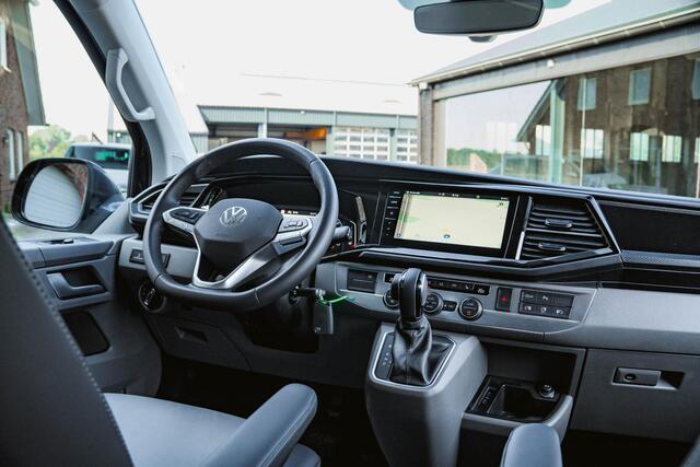 Volkswagen CARAVELLE T6.1 2.0 TDI 204 PK DSG L2H1 DUB/CAB A-Deuren ACC | LED | Leder | Apple Carplay/ Android Auto | Privacy glass |