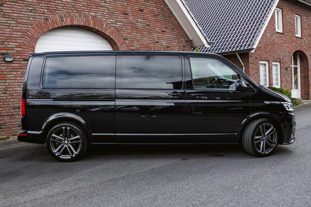 Volkswagen CARAVELLE T6.1 2.0 TDI 204 PK DSG L2H1 A-Klep BLACK SPECIAL ALPINE AUDIO | LED | Leder | Side Assist