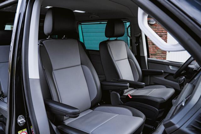 Volkswagen CARAVELLE T6.1 2.0 TDI 204 PK DSG L2H1 A-Klep BLACK SPECIAL ALPINE AUDIO | LED | Leder | Side Assist