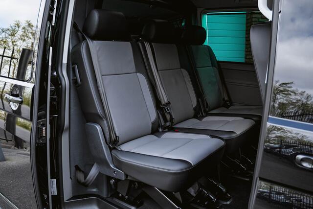 Volkswagen CARAVELLE T6.1 2.0 TDI 204 PK DSG L2H1 A-Klep BLACK SPECIAL ALPINE AUDIO | LED | Leder | Side Assist
