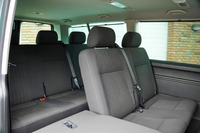Volkswagen CARAVELLE 2.0 TDI 150PK DSG L2H1 9 Persoons Trekhaak NAVI