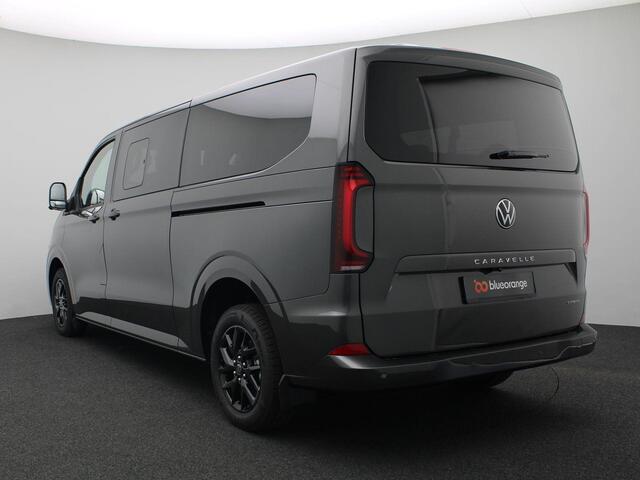 Volkswagen CARAVELLE 2.5 L2H1 eHybrid Style 233PK Aut. incl. BTW en BPM, Leder, 360gr. Camera, Navi, Side Assist, Keyless, Matrix-LED Koplampen, Adaptieve Cruise Control, Trekhaak, 17" LM Velgen, 8-zitpl., Stoel-stuurverwarming