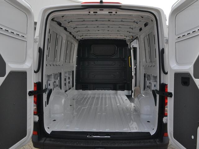 Volkswagen CRAFTER Bedrijfswagens 30 2.0TDi 140pk Trendline L3H2