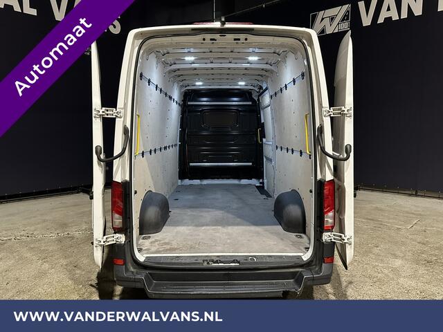 Volkswagen CRAFTER 2.0 TDI 141pk Automaat **BPM VRIJ voor de Ondernemer** L4H3 L3H2 Euro6 Airco | Camera | Apple Carplay Android Auto, Cruisecontrol, Stoelverwarming, Bijrijdersbank, 3000kg trekvermogen