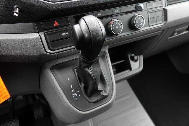 Volkswagen CRAFTER L3H2 2.0Tdi 177Pk Aut. | Dubbele Cabine | Trekhaak | Sidebars | 18''