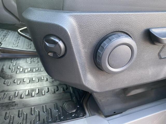 Volkswagen CRAFTER 35 2.0 TDI L3H3 Trendline | 140 pk |A-Camera | Betimmering | Trekhaak |