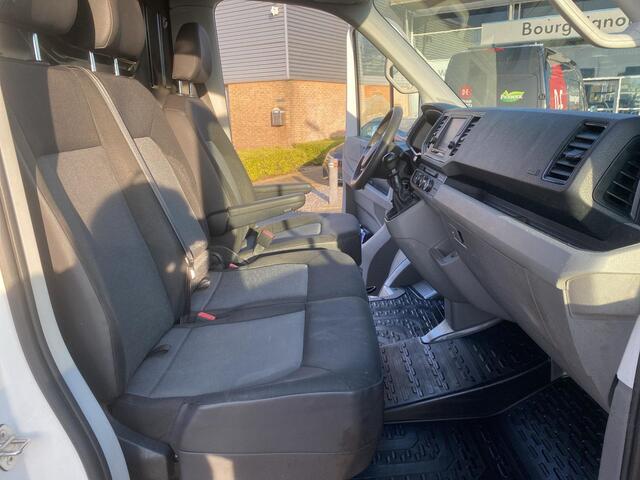 Volkswagen CRAFTER 35 2.0 TDI L3H3 Trendline | 140 pk |A-Camera | Betimmering | Trekhaak |