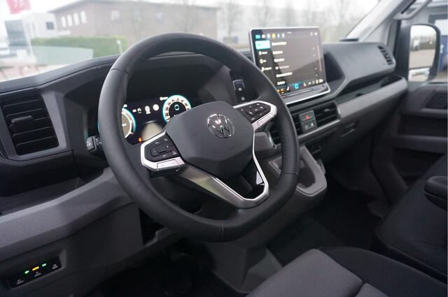 Volkswagen CRAFTER 35 177PK L3H2 AUT Facelift BPM VRIJ!! 13" Navi, Cam, Gev. Stoel, Alarm, LED!! NR. C510*