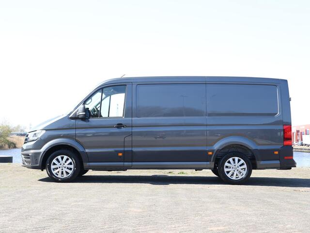 Volkswagen CRAFTER 2.0 TDI 177PK Automaat L3H2 Exclusive | Navi | ACC | LED | Camera | Trekhaak | ErgoComfort stoel |