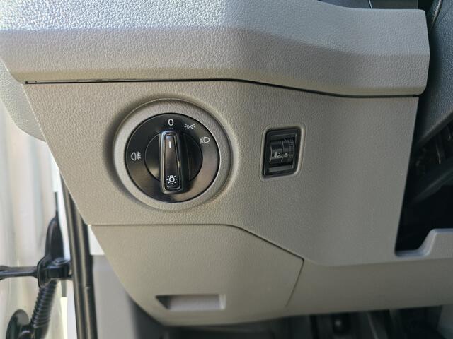 Volkswagen CRAFTER 35 2.0 TDI L3 H3 Highline - 140 Pk - Euro 6 - Airco - Cruise Control