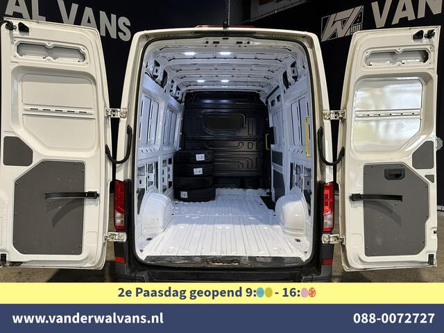 Volkswagen CRAFTER 2.0 TDI 141pk L3H3 L2H2 Euro6 Airco | Camera | Apple Carplay | Cruisecontrol | Chauffeursstoel Android Auto