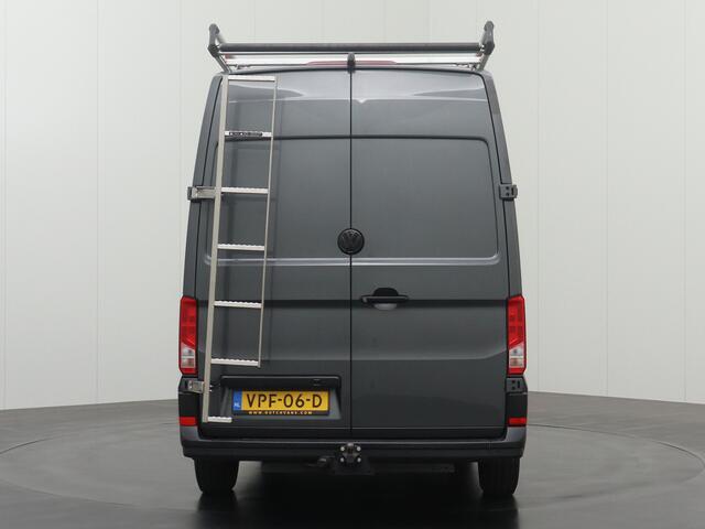 Volkswagen CRAFTER 2.0TDI 140PK DSG Automaat L3H3 Highline | Imperiaal | Trekhaak | Camera | Airco | Cruise