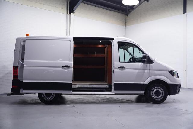 Volkswagen CRAFTER 2.0 TDI 177 pk L3H2 Navi, Camera, Trekhaak met Opstap, NAP, Laadruimte Pakket, PDC V+A, 2-Zits