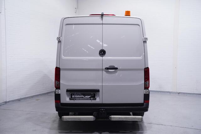 Volkswagen CRAFTER 2.0 TDI 177 pk L3H2 Navi, Camera, Trekhaak met Opstap, NAP, Laadruimte Pakket, PDC V+A, 2-Zits