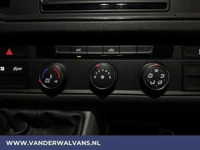 Volkswagen CRAFTER 2.0 TDI 141pk L3H2 L2H1 Euro6 Airco | Camera | Navigatie | 3000kg Trekhaak | Imperiaal Apple Carplay, Android Auto, Parkeersensoren, Bijrijdersbank
