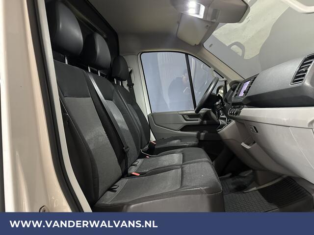 Volkswagen CRAFTER 2.0 TDI 141pk L3H2 L2H1 Euro6 Airco | Camera | Navigatie | 3000kg Trekhaak | Imperiaal Apple Carplay, Android Auto, Parkeersensoren, Bijrijdersbank