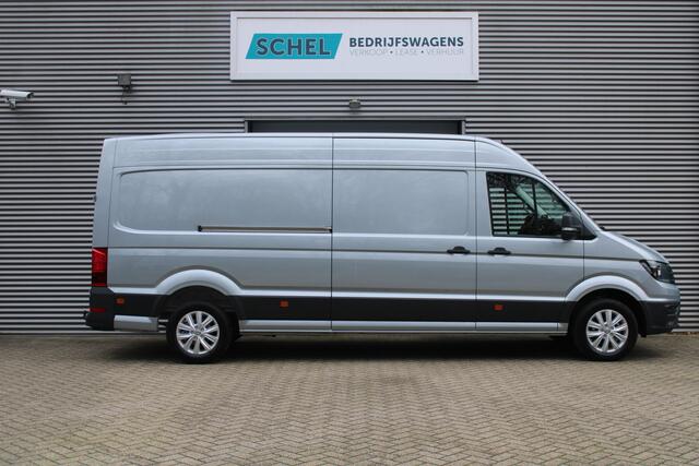 Volkswagen CRAFTER 35 2.0 TDI L4H3 Highline 177pk - Navi - Geveerde Stoelen - Adaptive Cruise - Blind Spot - Camera - Trekhaak - LM velgen - Rijklaar