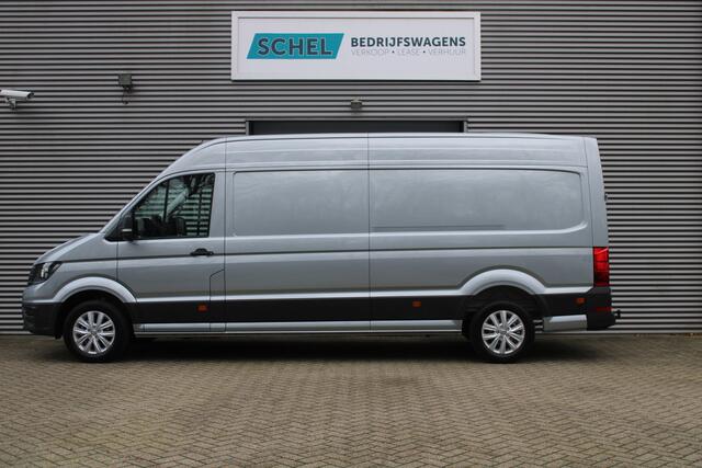 Volkswagen CRAFTER 35 2.0 TDI L4H3 Highline 177pk - Navi - Geveerde Stoelen - Adaptive Cruise - Blind Spot - Camera - Trekhaak - LM velgen - Rijklaar