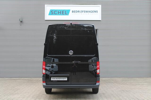Volkswagen CRAFTER 35 2.0 TDI L3H3 177pk - LED koplampen - Navigatie - Geveerde stoel - Cruise - Camera - DAB - Parkeersensoren - Rijklaar
