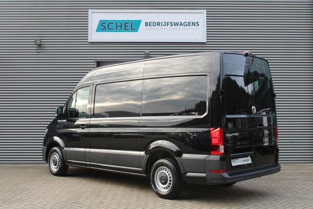 Volkswagen CRAFTER 35 2.0 TDI L3H3 177pk - LED koplampen - Navigatie - Geveerde stoel - Cruise - Camera - DAB - Parkeersensoren - Rijklaar