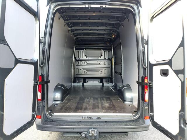 Volkswagen CRAFTER 35 2.0 TDI 177pk Automaat L3H3 Exclusive | BPM-vrij | Geveerde stoel |