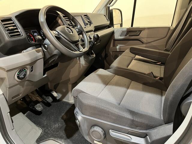 Volkswagen CRAFTER 35 2.0 TDI L3H3 180 PK Servicebus / Sortimo Inrichting / Euro 6 / Schuifdeur L + R / 220V. / Airco / Cruise Control / Camera / Trekhaak 3000 KG. / CarPlay / Navigatie