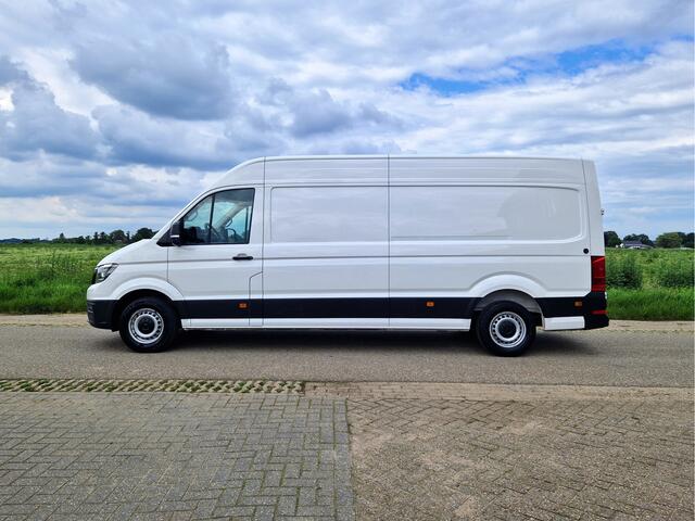 Volkswagen CRAFTER 35 2.0 TDI L4H3 - 140 Pk - Euro 6 - ParkeerCamera - Airco - AppleCarplay AndroidAuto