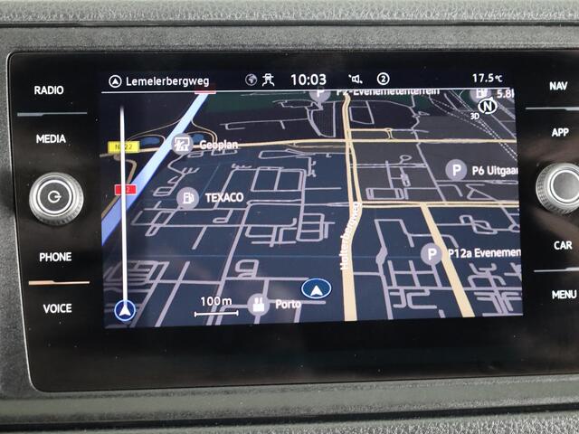 Volkswagen CRAFTER 35 2.0 TDI L3H3 EURO VI 140 pk Automaat (DSG) | Verlengde garantie | Navigatie | Parkeersensoren (Zijflankbescherming) | Achteruitrijcamera | Cruise control | 2 zitplaatsen rechtsvoor |