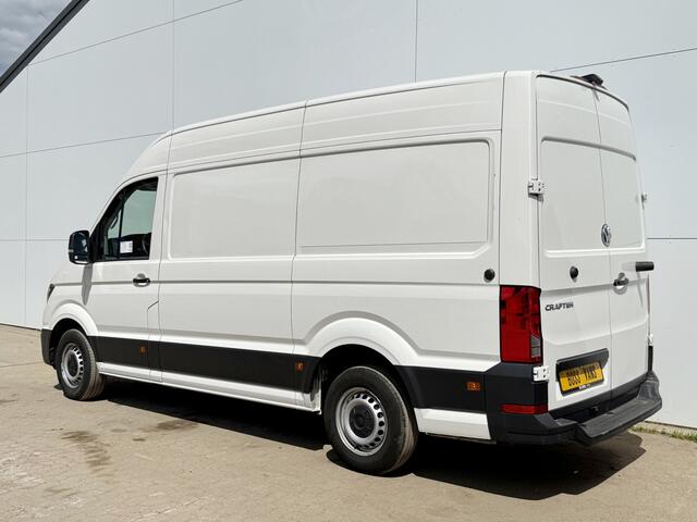 Volkswagen CRAFTER 2.0 TDI 140 PK L3H3 Cruise Control Apple Carplay Camera Parkeersensoren voor achterL3H3 Airco Cruise C