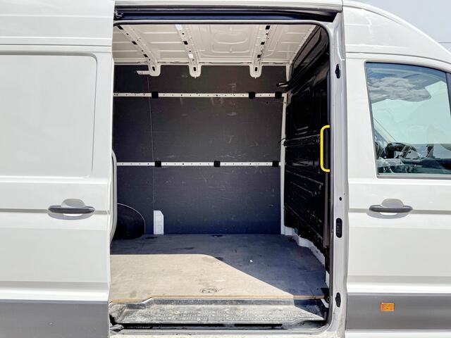 Volkswagen CRAFTER 2.0 TDI 140 PK L3H3 Cruise Control Apple Carplay Camera Parkeersensoren voor achterL3H3 Airco Cruise C