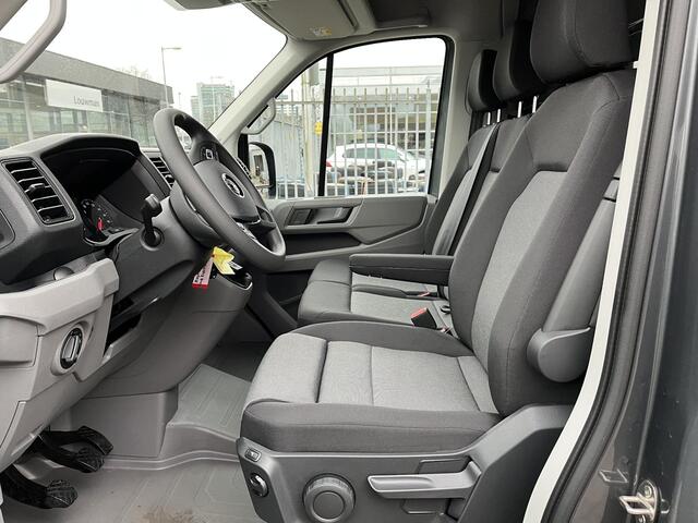 Volkswagen CRAFTER 35 2.0 TDI L3 Highline Bakwagen 177PK Laadklep! NIEUW UIT VOORRAAD!!