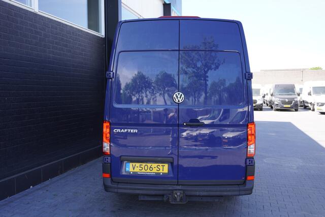 Volkswagen CRAFTER 2.0 TDI 140PK L3H3 Automaat EURO 6 - Airco - Navi - Cruise - ¤ 16.950,- Excl.