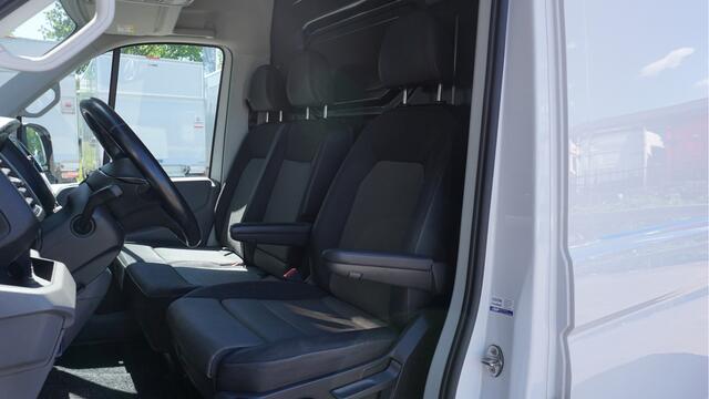 Volkswagen CRAFTER 30 | L3H3 | App-Connect | Cruise | Camera | Trekhaak | Voorruitverwarming