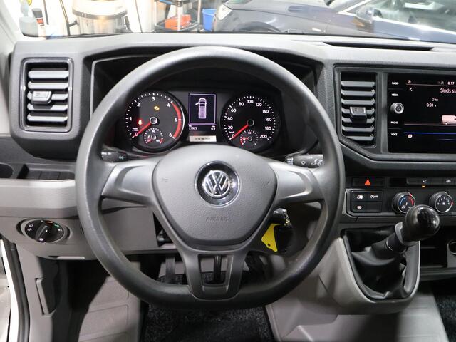 Volkswagen CRAFTER 35 2.0 TDI L3H3 Comfortline EURO VI | 140 PK | Comfortstoel Plus + Bijrijdersbank | Navigatiesysteem Apple Carplay / Android Auto DAB+ | Voorruit Verwarmbaar | Trekhaak