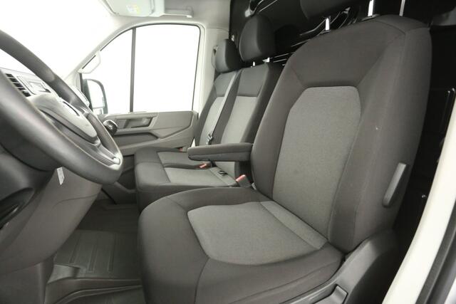 Volkswagen CRAFTER 35 2.0 TDI L3H3 | 140PK | 3000KG Trekgew. Trekhaak | Airco Cruise 3 Persoons Imperiaal Elektrpakket