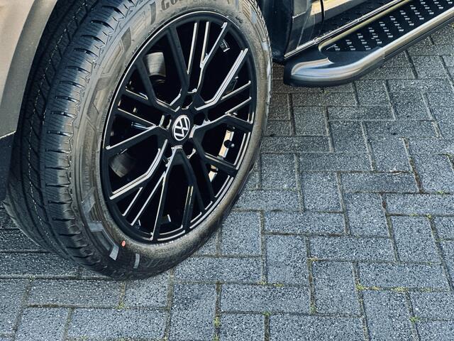 Volkswagen CRAFTER 2.0 TDI 177pk | DSG | L3H3 | LED | Navi | Adapt Cruise | Verwarmde voorruit | Camera Massagestoel | Ex BTW