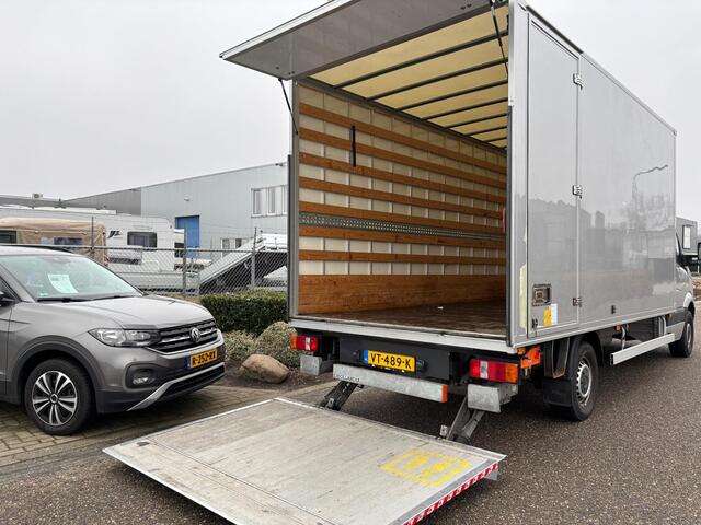 Volkswagen CRAFTER 35 2.0 TDI L3H2 | Laadklep DHollandia | Trekhaak | Bakwagen | Cruise Control | NAVI | Airco | Lat om lat betimmering | 6baks