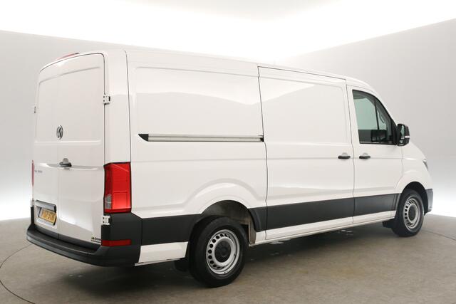 Volkswagen CRAFTER 30 2.0 TDI L3H2 140PK 3000KG Trekgew. Automaat Airco Cruise Carplay DSG 3 Persoons Elektrpakket Schuifdeur