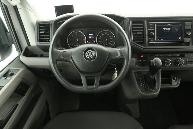 Volkswagen CRAFTER 30 2.0 TDI L3H2 140PK 3000KG Trekgew. Automaat Airco Cruise Carplay DSG 3 Persoons Elektrpakket Schuifdeur