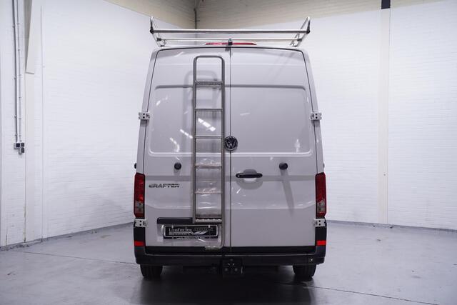 Volkswagen CRAFTER 2.0 TDI 177 pk DSG Aut. L3H3 Navi, Camera Trekhaak, Imperiaal met Trap, PDC V+A, App Connect, 3-Zits